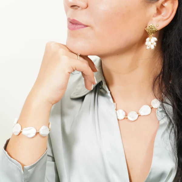 Nuostabus perlų vėrinys