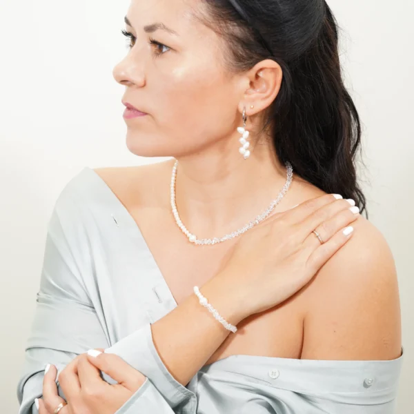 Perlų komplektas vestuvėms