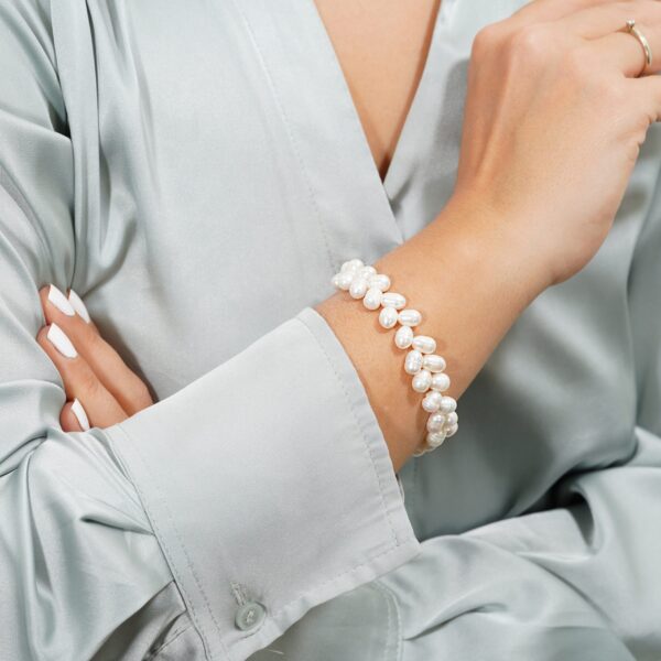 Perlų apyrankė Noelle - išskirtinė, skersai gręžtų perlų apyrankė