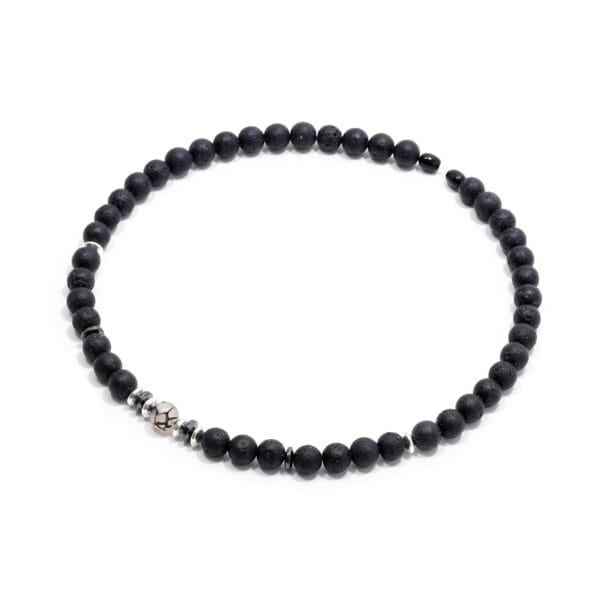 vėrinys vyrams iš lavos akmens