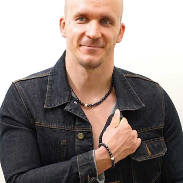 Vyriškas perlų vėrinys