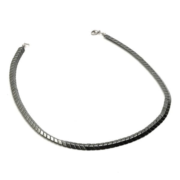 Vėrinys iš natūralas hematito