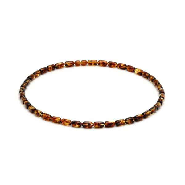 Komplektas iš natūralaus Baltijos gintaro