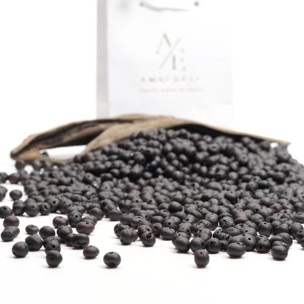 Alternative view of Gintaro karoliukai vėrimui „Vyšnia”