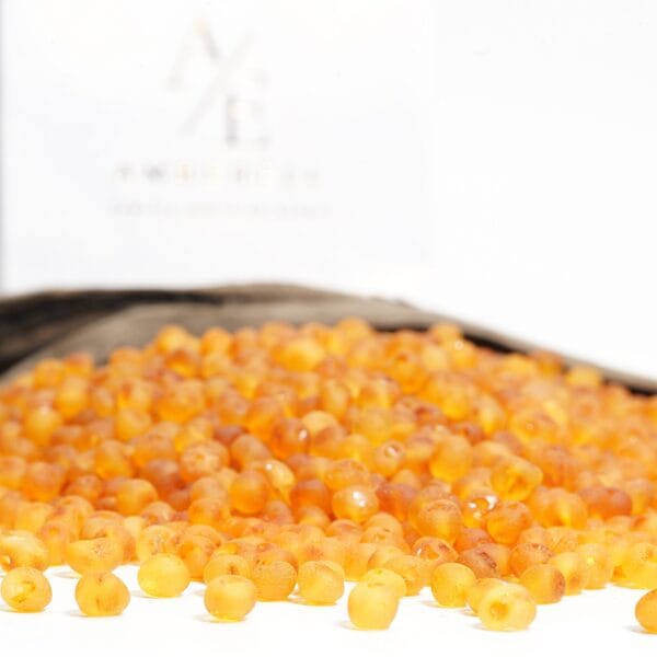 gintaro karoliukai vėrimui