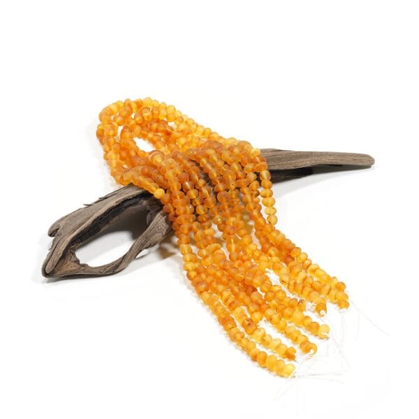 Alternative view of Gintaro karoliukai vėrimui „Medus”