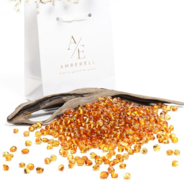 Alternative view of Gintaro karoliukai vėrimui „Blizgus medus”